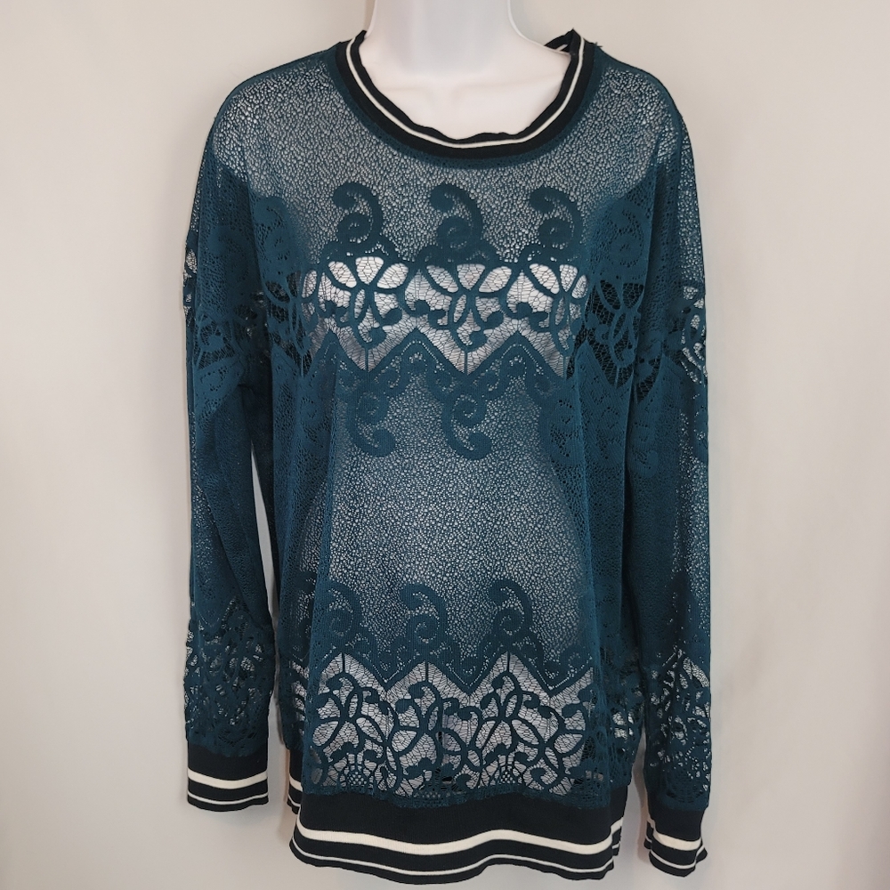 ❤ 3/$25 Fabletics Green Sheer Sweater